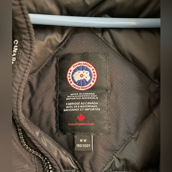 Black Canada Goose jacket size Medium. 9/10 condition - Picture 2 of 7